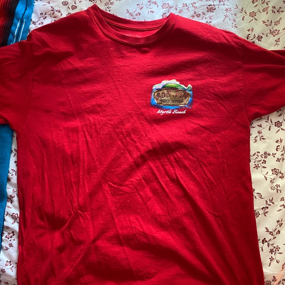 Tee